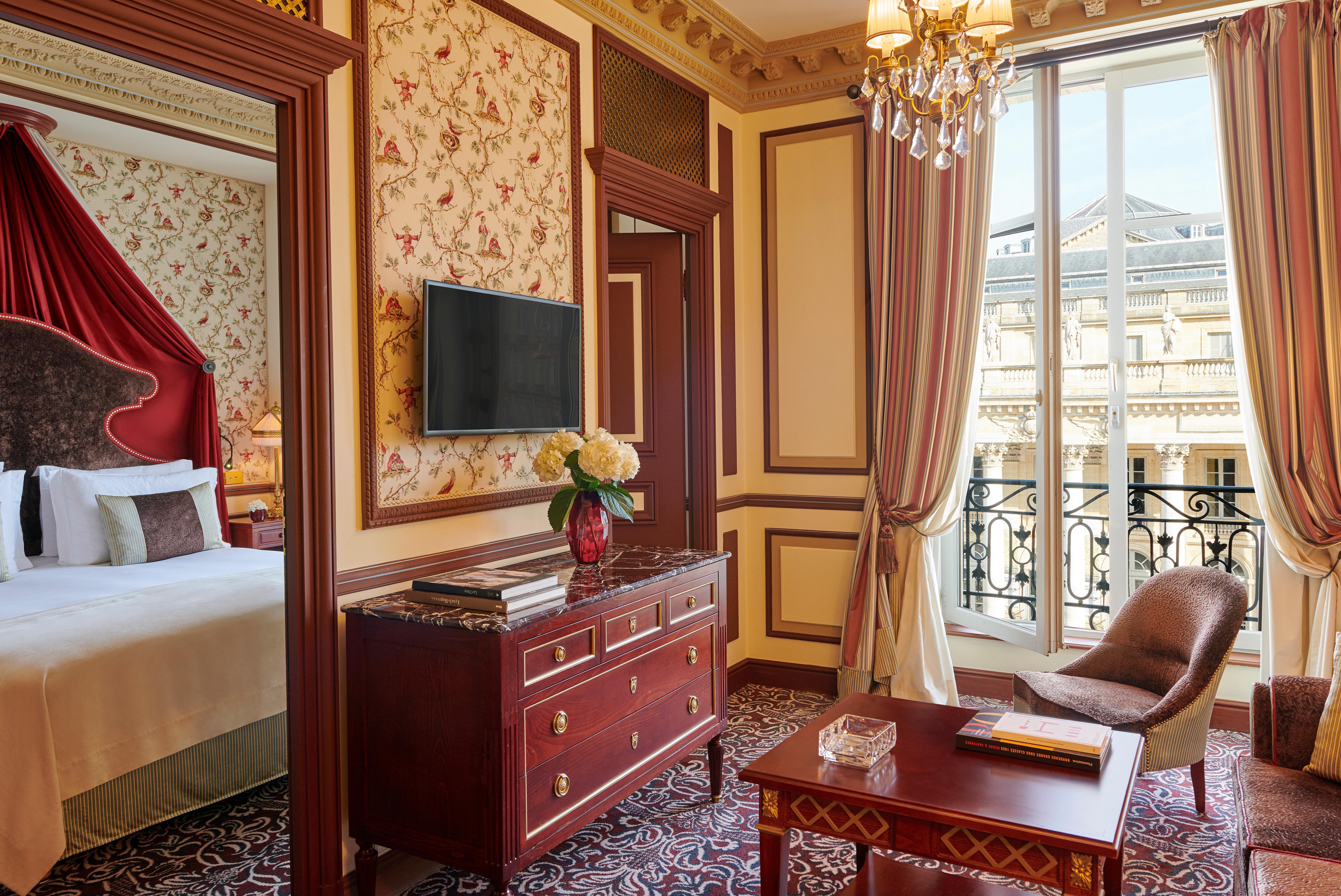 Intercontinental Bordeaux Le Grand Hotel By Ihg Kültér fotó Suite at the Hotel de Crillon