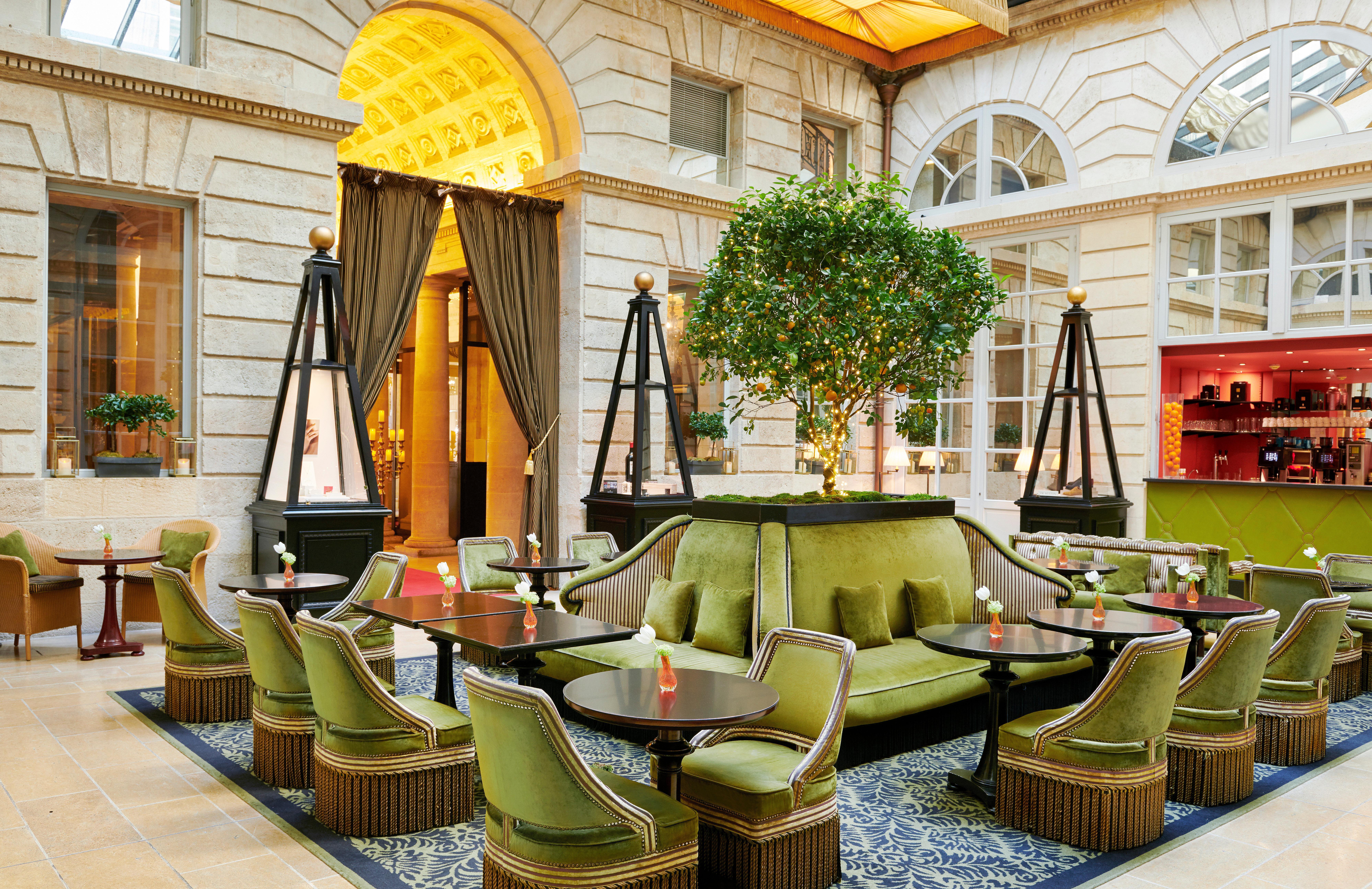 Intercontinental Bordeaux Le Grand Hotel By Ihg Kültér fotó The lobby