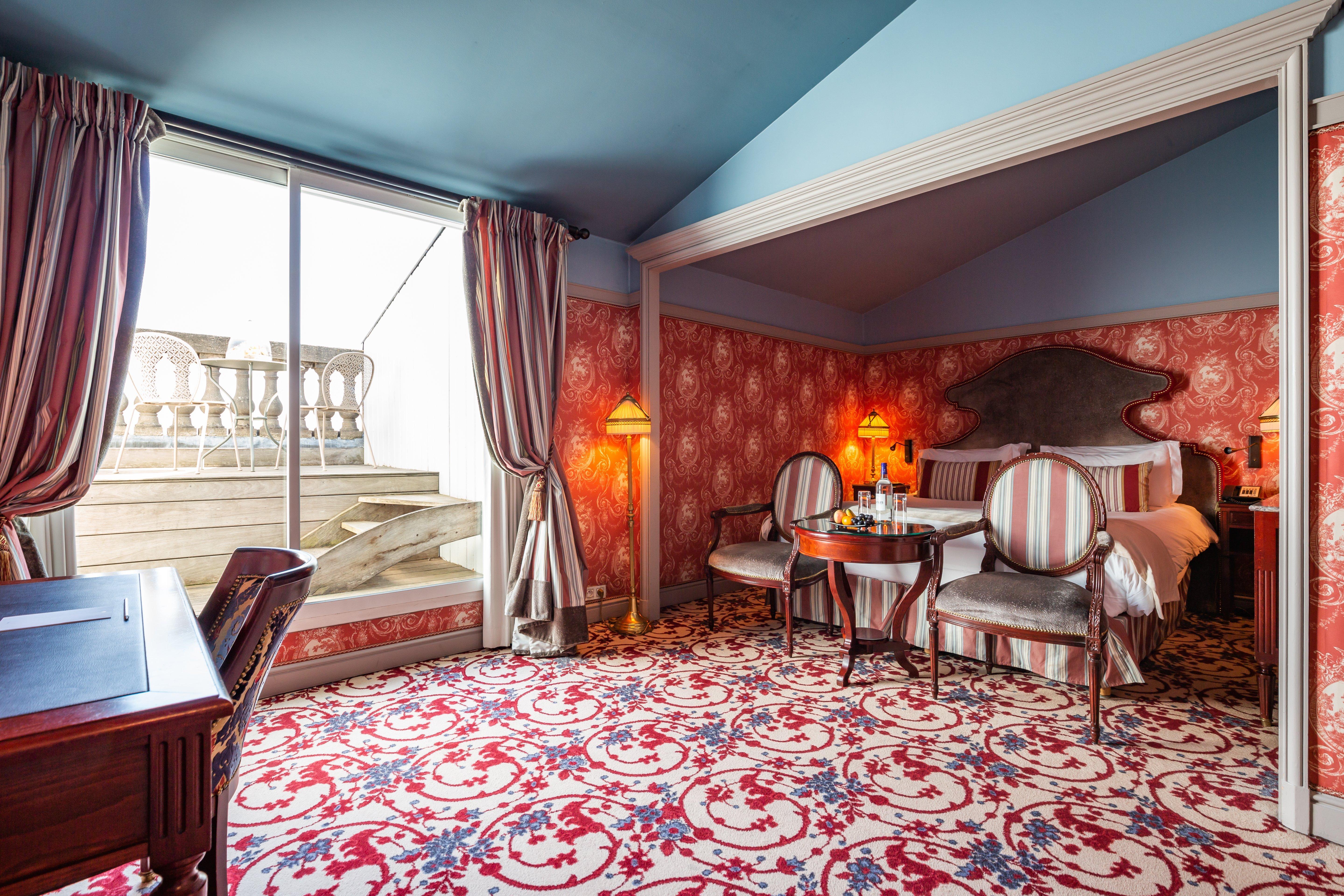 Intercontinental Bordeaux Le Grand Hotel By Ihg Kültér fotó A suite at the hotel